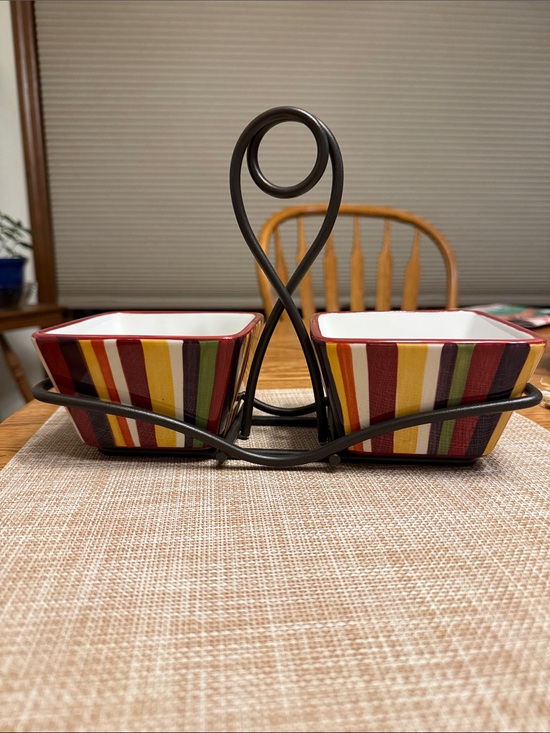The Pampered Chef Other - The Pampered Chef Red and White Square Ceramic Dish